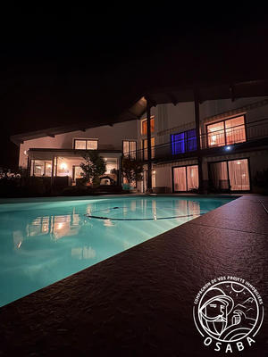 Villa - 320 m² - 7 pièces