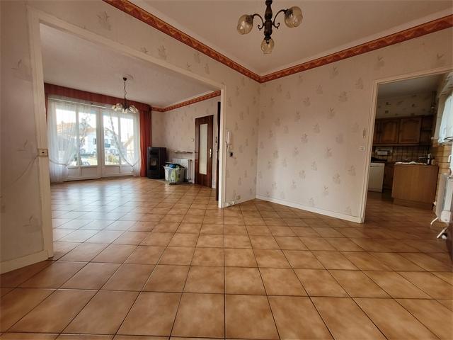 Maison - 136 m² - 6 pièces