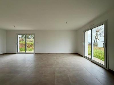 Maison - 111 m² - 5 pièces