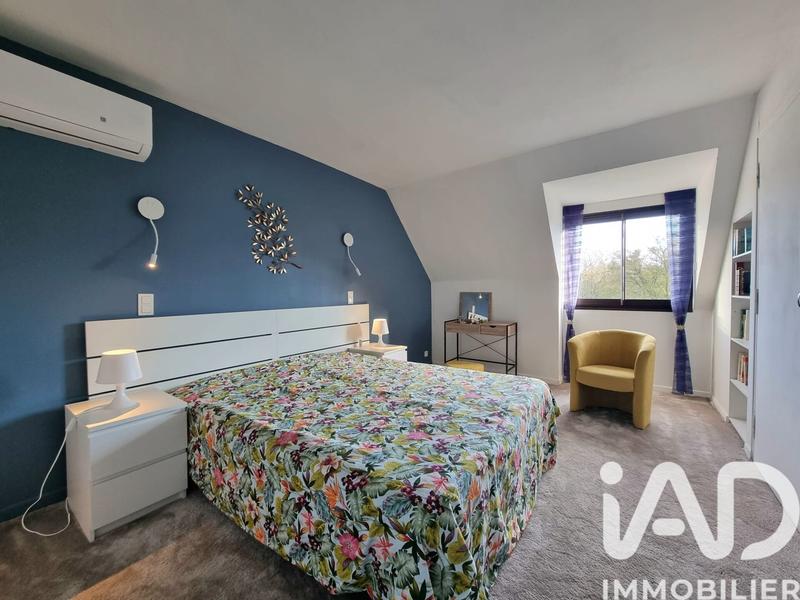 Maison - 249 m² - 9 pièces