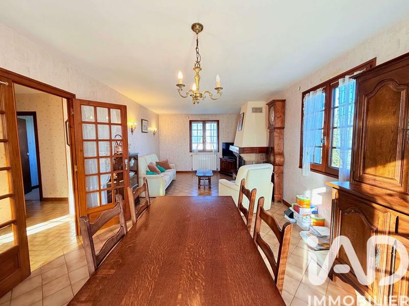 Maison - 90 m² - 5 pièces