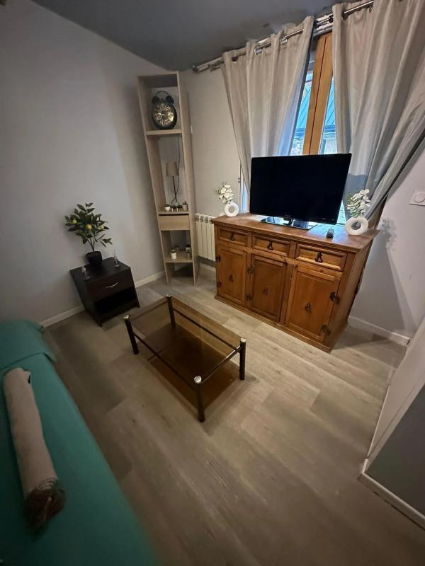 Maison - 301 m² - 12 pièces