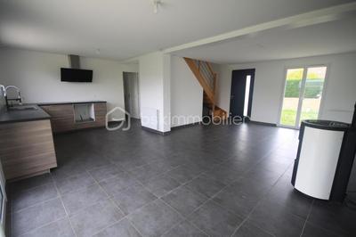 Maison - 105 m² - 4 pièces