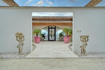 Villa - 350 m² - 4 pièces