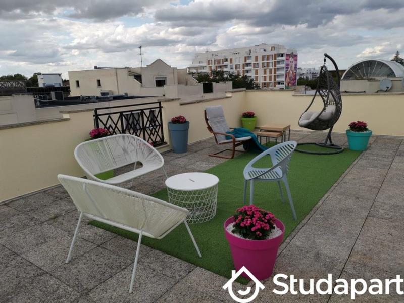 Chambre - 14 m² - 1 pièce