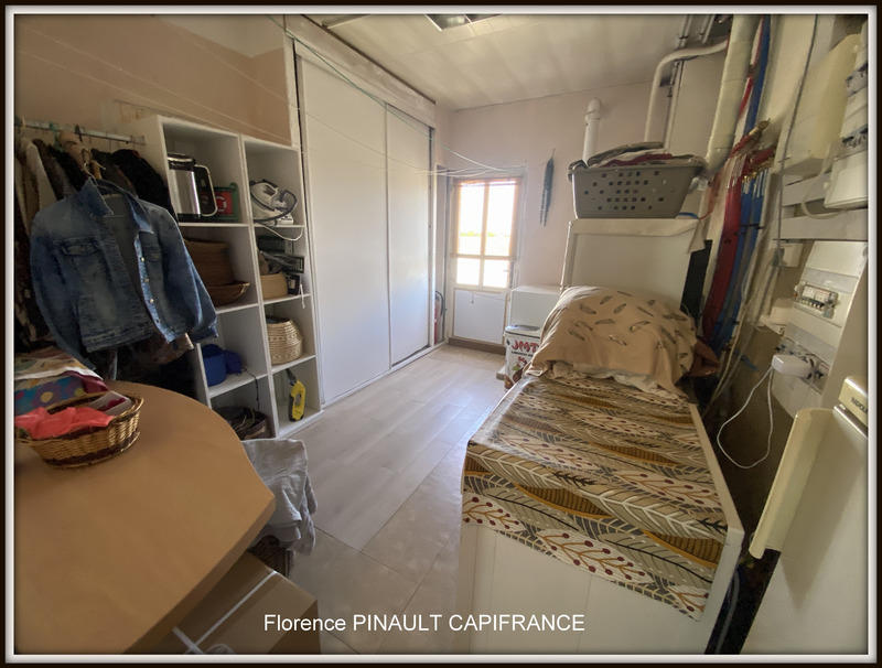 Maison - 233 m² - 9 pièces