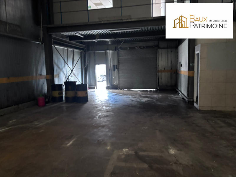 Entrepôt - 389 m²
