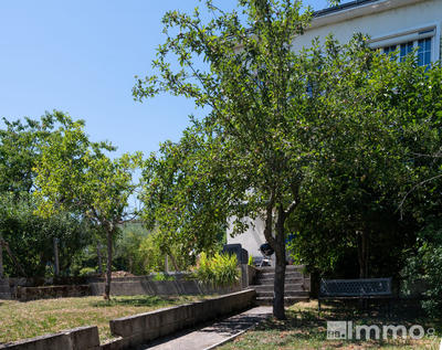 Maison - 135 m² - 8 pièces