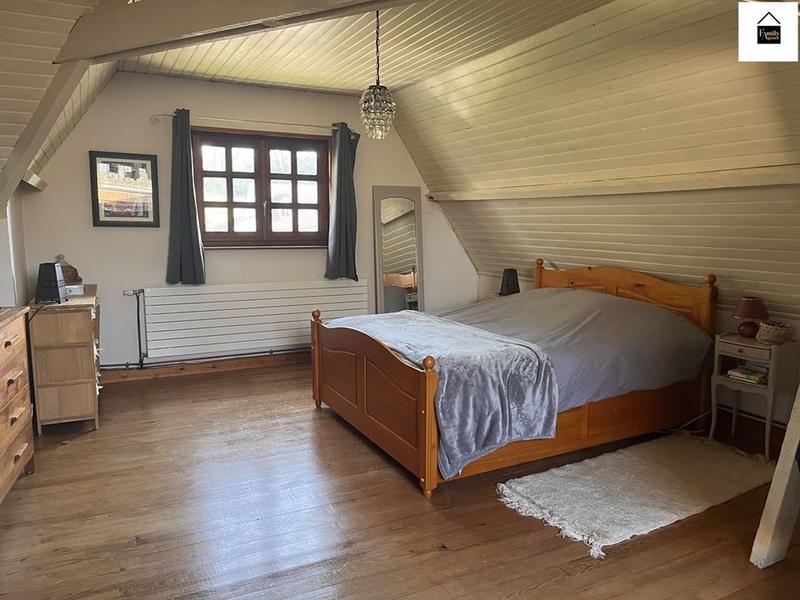 Maison - 168 m² - 8 pièces