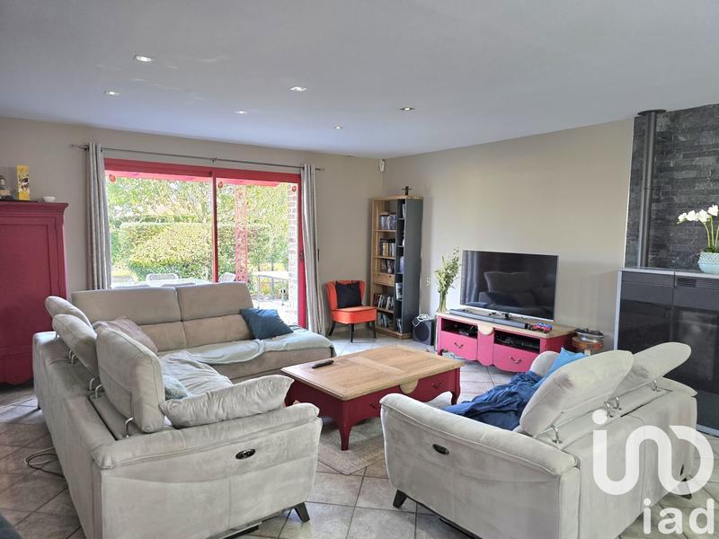 Maison - 213 m² - 7 pièces