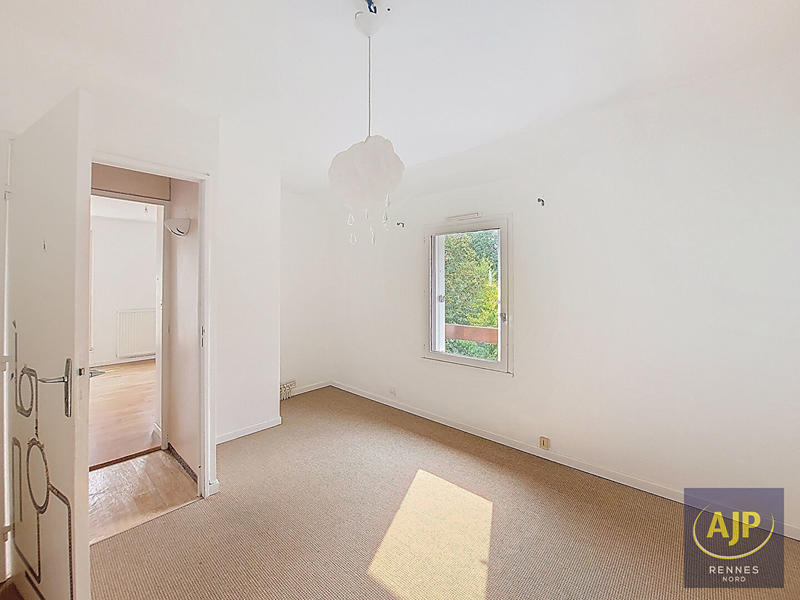 Appartement - 102 m² - 4 pièces