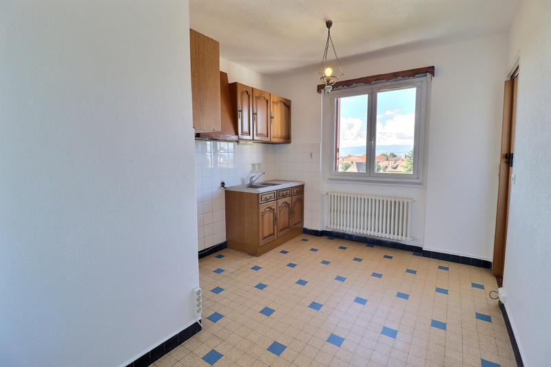 Appartement - 79 m² - 3 pièces