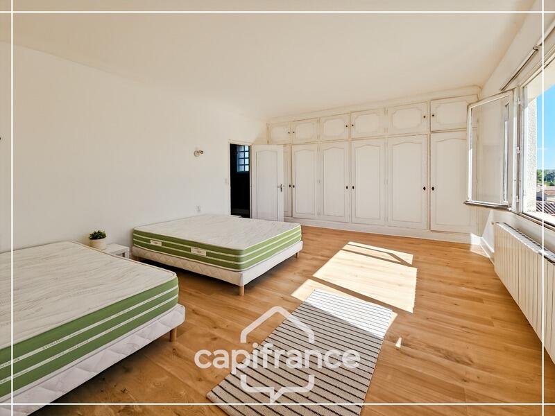 Maison de village - 200 m² - 5 pièces