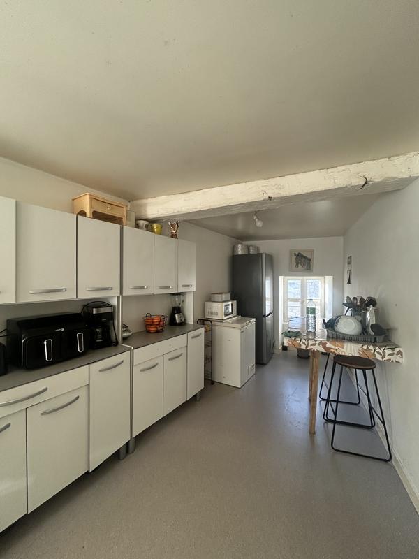 Appartement - 90 m² - 3 pièces