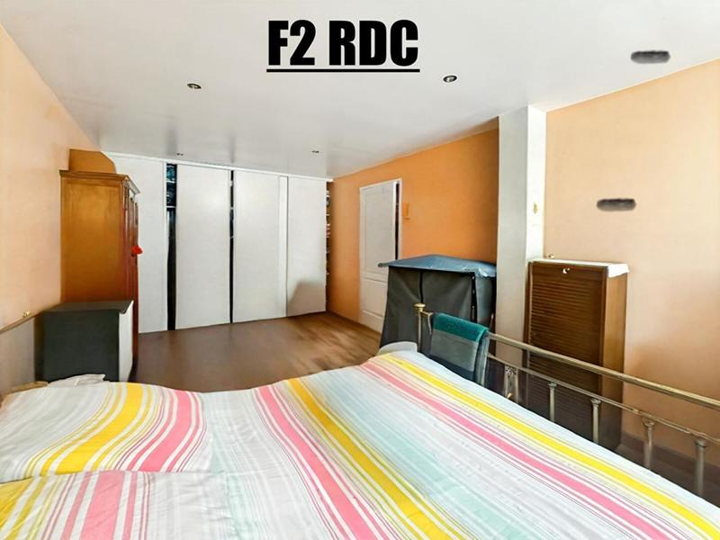 Immeuble - 170 m² - 7 pièces