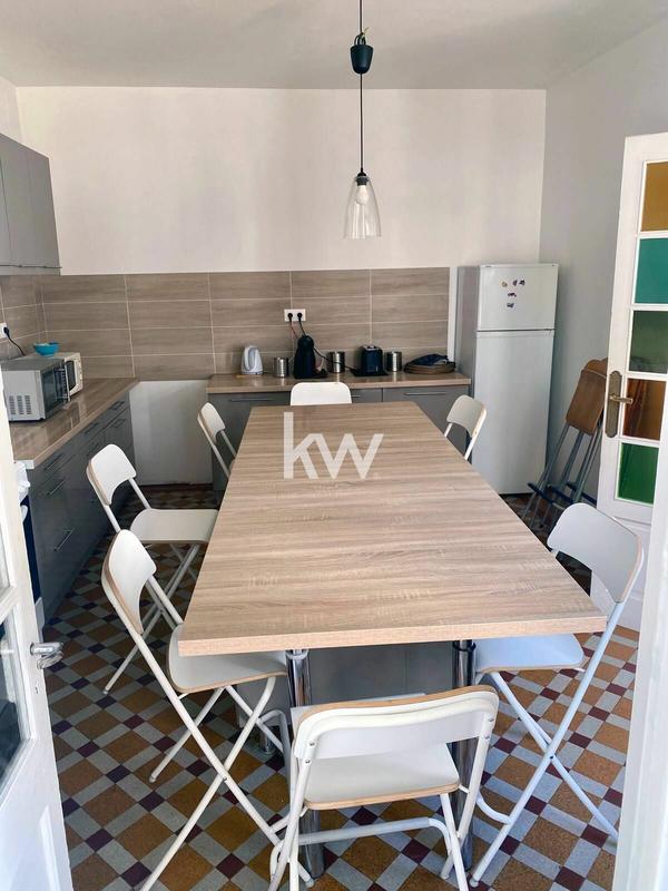 Immeuble - 250 m² - 14 pièces