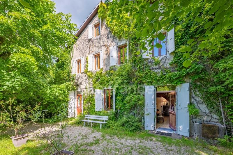 Maison - 197 m² - 6 pièces