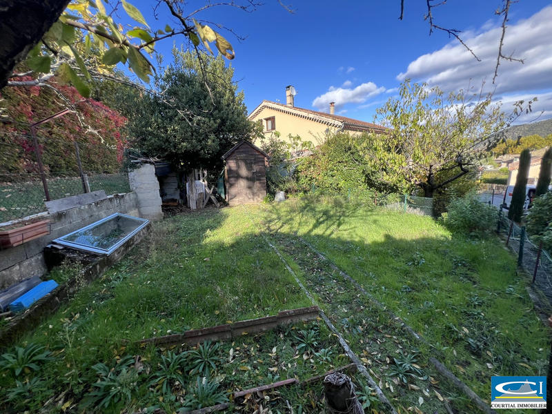 Maison traditionnelle - 154 m² - 5 pièces