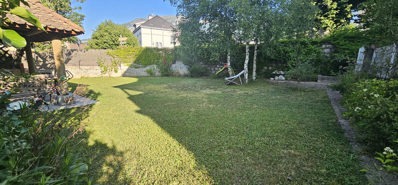 Appartement - 99 m² - 4 pièces