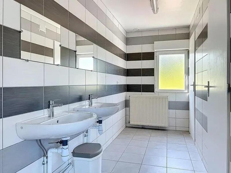 Châlet - 177 m² - 8 pièces