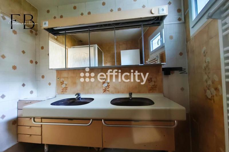 Maison - 94 m² - 4 pièces