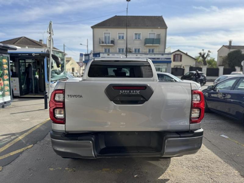 Toyota Hilux IV 4wd 2.8 d-4d 204 Double Cabine Invincible