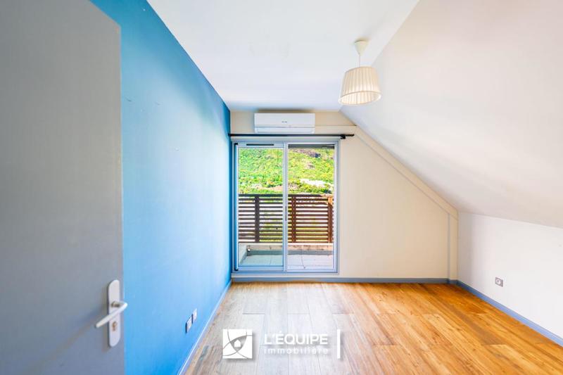 Duplex - 91 m² - 5 pièces