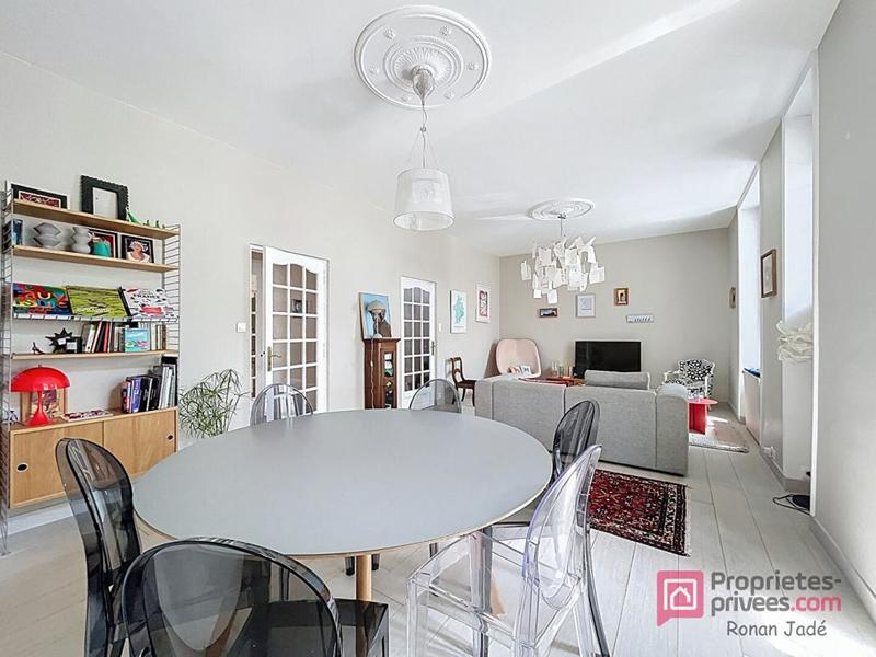 Maison - 165 m² - 8 pièces