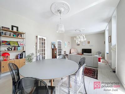 Maison - 165 m² - 8 pièces