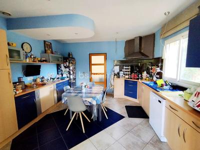 Villa - 145 m² - 6 pièces