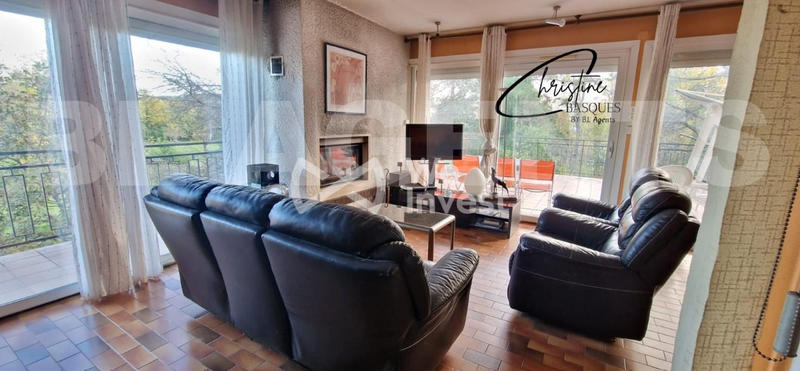 Maison - 90 m² - 5 pièces