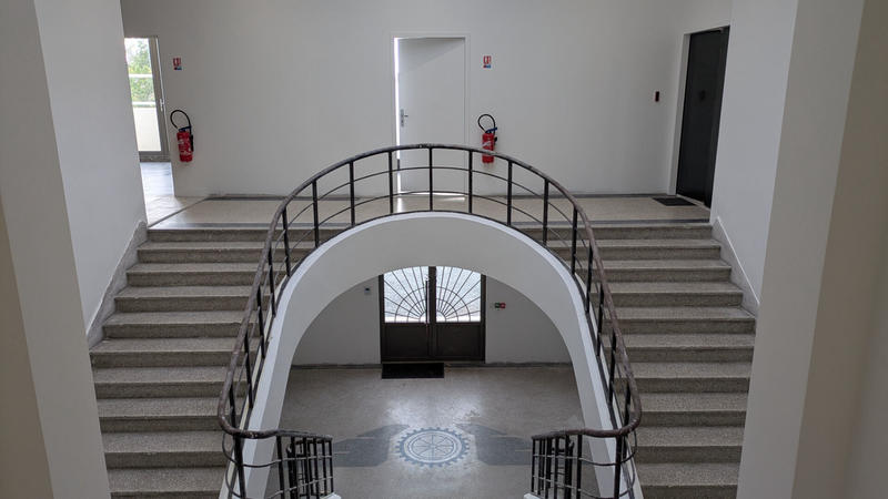 Immeuble - 300 m² - 35 pièces