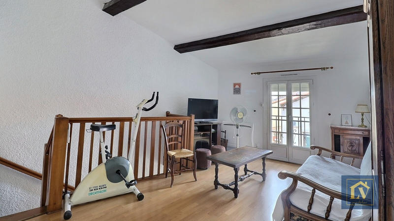 Chambre - 10 m² - 1 pièce