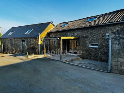 Maison en pierre - 105 m² - 4 pièces