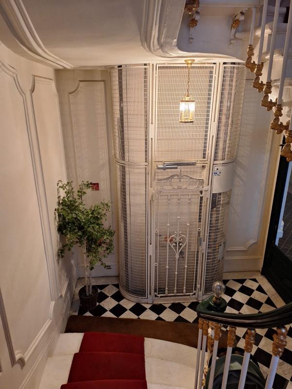 Appartement bourgeois - 128 m² - 5 pièces