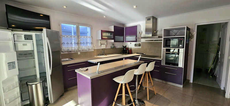 Villa - 188 m² - 6 pièces