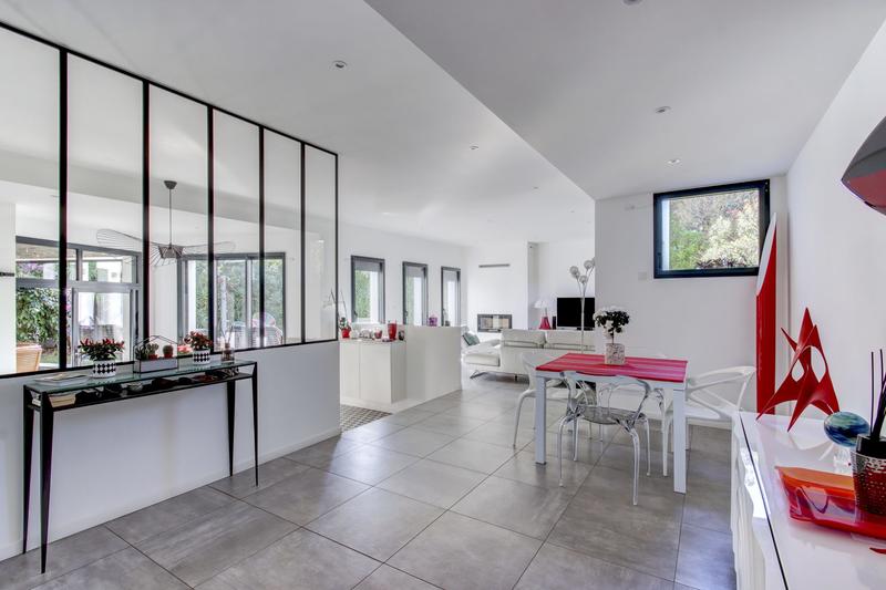 Maison - 180 m² - 6 pièces