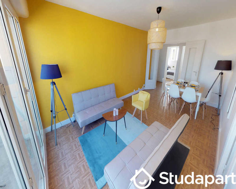 Chambre - 90 m² - 1 pièce