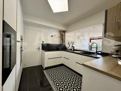 Appartement - 139 m² - 4 pièces