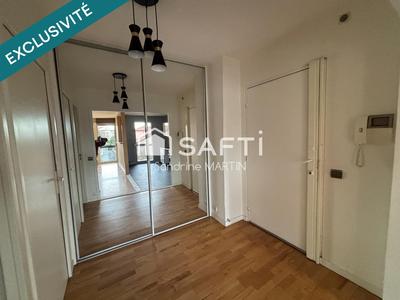 Appartement - 83 m² - 4 pièces