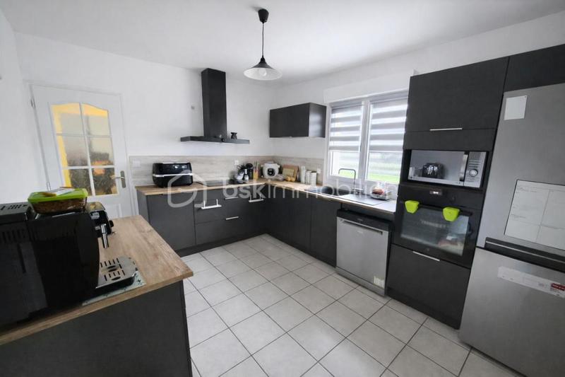 Maison traditionnelle - 127 m² - 7 pièces