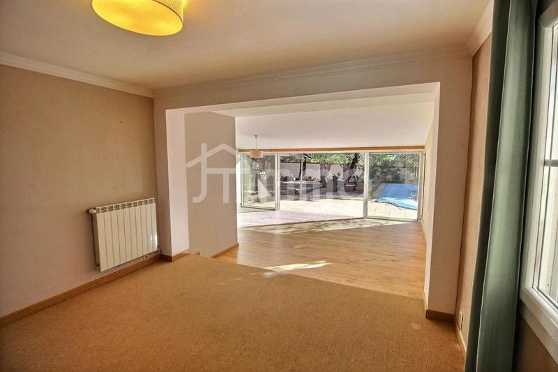 Villa - 189 m² - 7 pièces