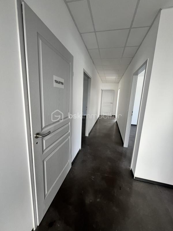 Bureau - 155 m² - 4 pièces