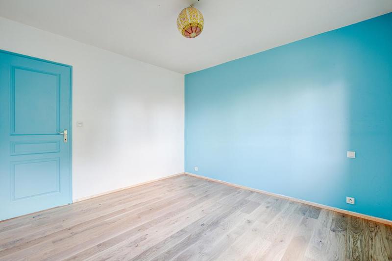 Maison - 212 m² - 7 pièces