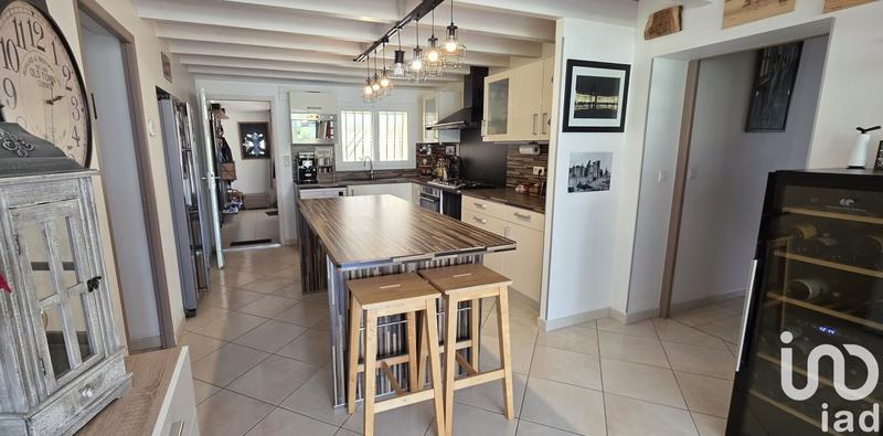 Maison - 187 m² - 8 pièces