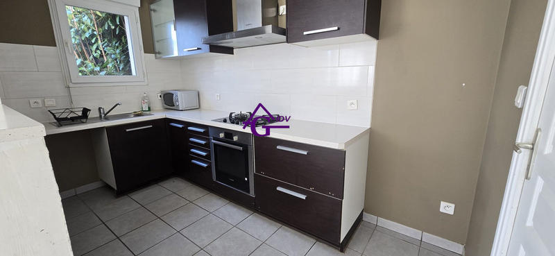 Maison traditionnelle - 80 m² - 4 pièces