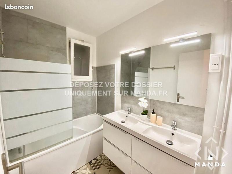 Chambre - 10 m² - 5 pièces