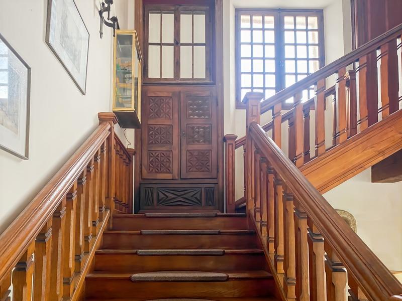 Maison - 388 m² - 11 pièces