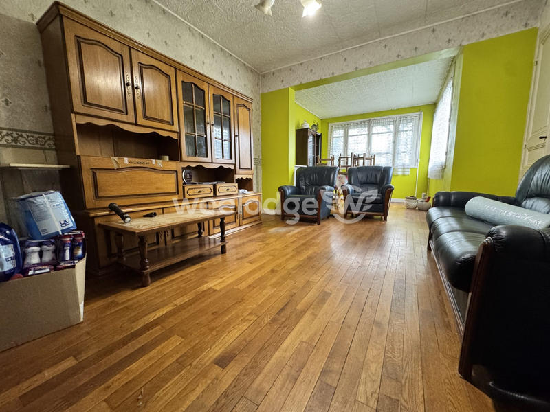 Maison - 94 m² - 5 pièces