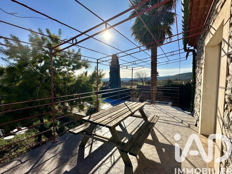 Maison - 140 m² - 5 pièces